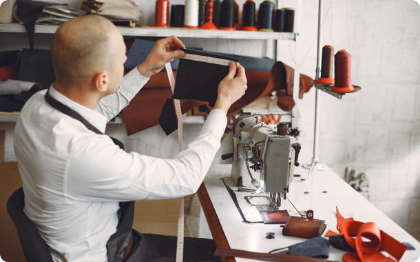 В течении 24 месяцев с момента покупки заменим поврежденную деталь